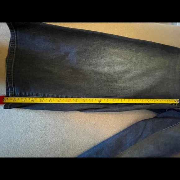 Uniqlo jeans high rise wide cropped Size 29 - Picture 8 of 11